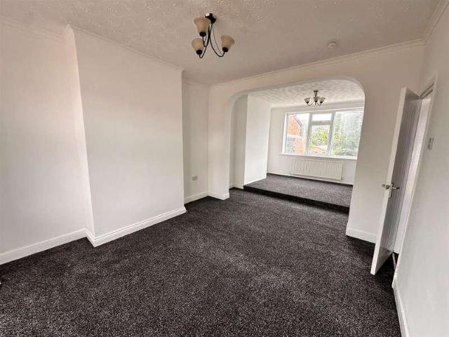 House for rent in Rounds Green, Tividale