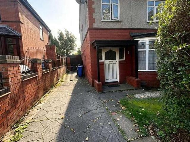 House for rent in Hurst, Greenheys
