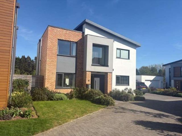 House for rent in Newcourt, Watergate