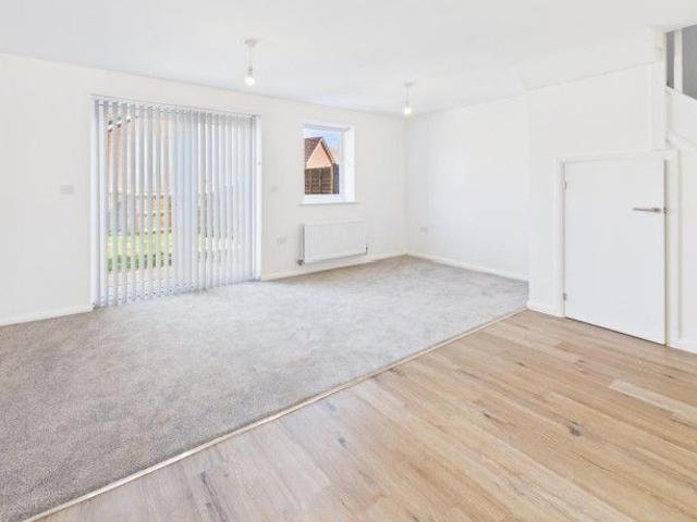 House for rent in Keresley Green, Keresley