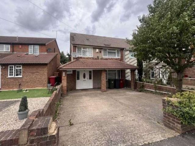 House for rent in Slough