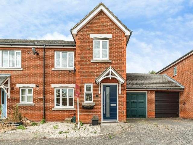 House for rent in Ladygrove, Berrick Salome