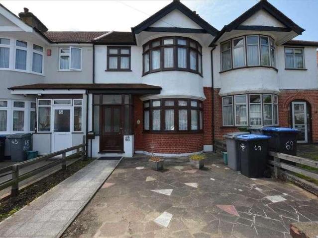 House for rent in Colindale, Greater London
