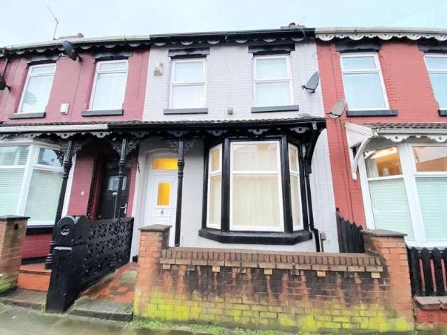 House for rent in Calderstones