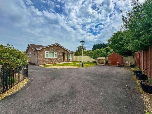 House for rent in Upper Canada, North Somerset