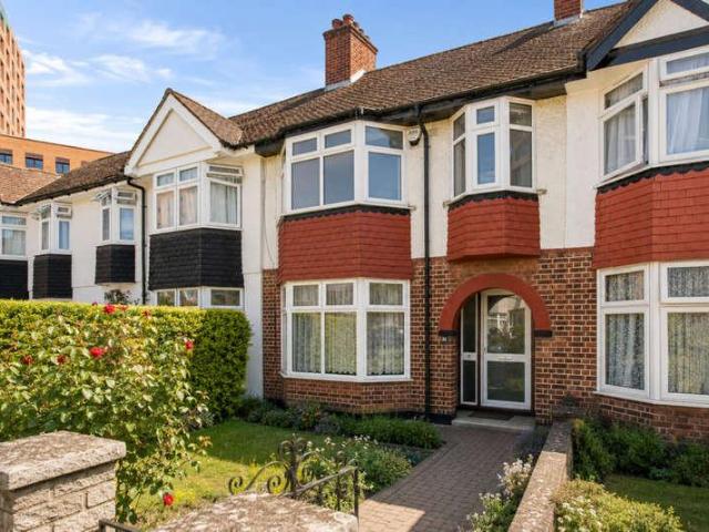 House for rent in London Borough of Ealing, Park Royal