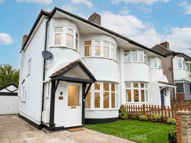 House for rent in Hendon, Greater London