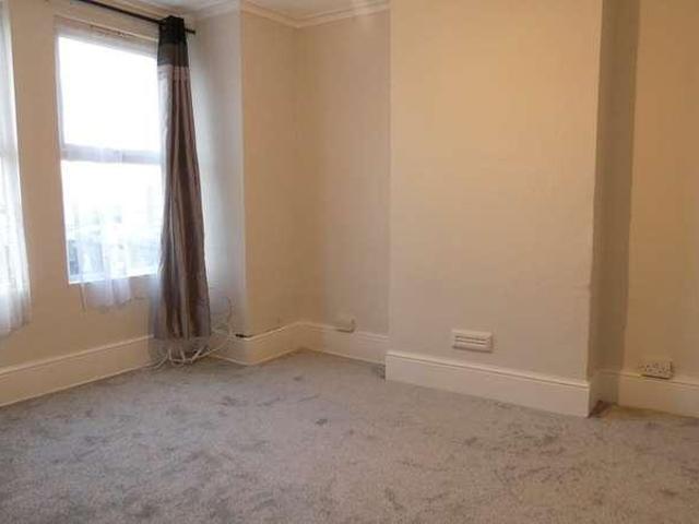 House for rent in London Borough of Ealing, Hanwell