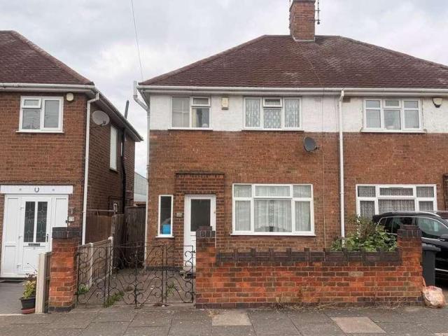 House for rent in Stocking Farm, Old Wharf