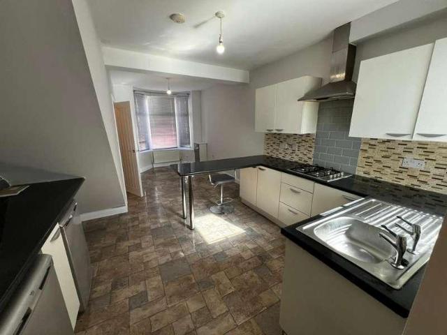 House for rent in Calderstones