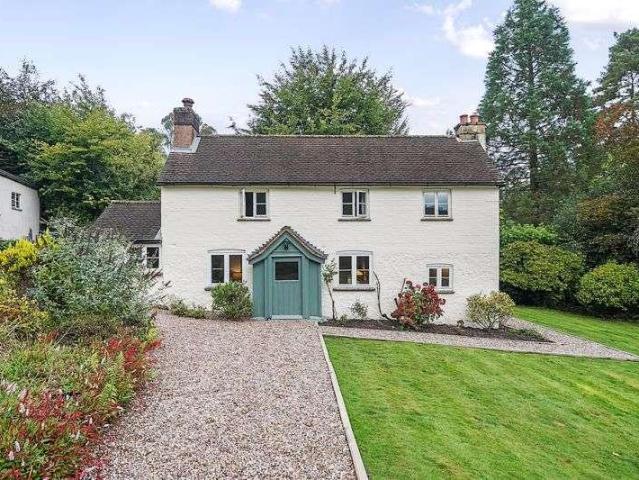 House for rent in Fole, Surrey
