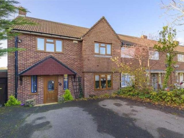 House for rent in High Wycombe, Castlefield