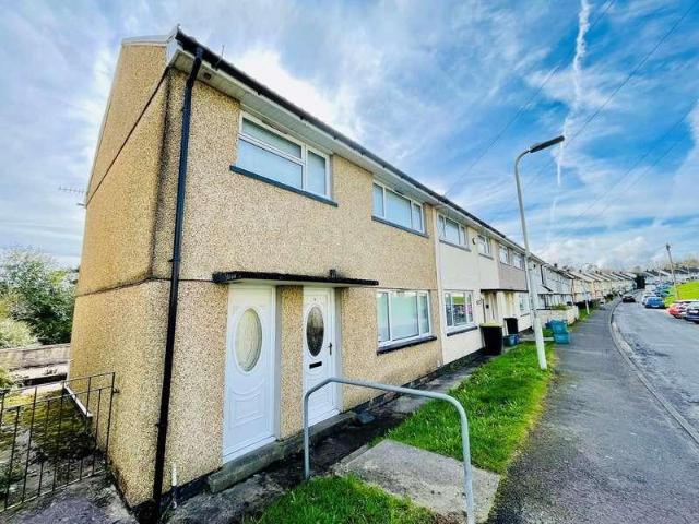 Apartment for rent in Merthyr Tydfil, Gurnos