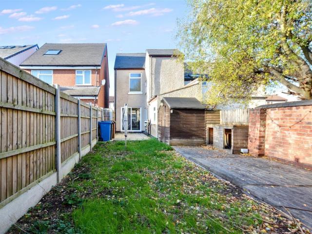 House for rent in Caldermill, East Midlands