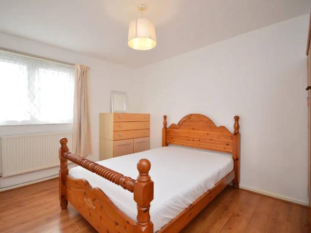 House for rent in Ratcliffe, Shadwell