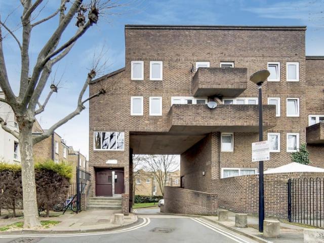 Apartment for rent in Maida Hill, Greater London