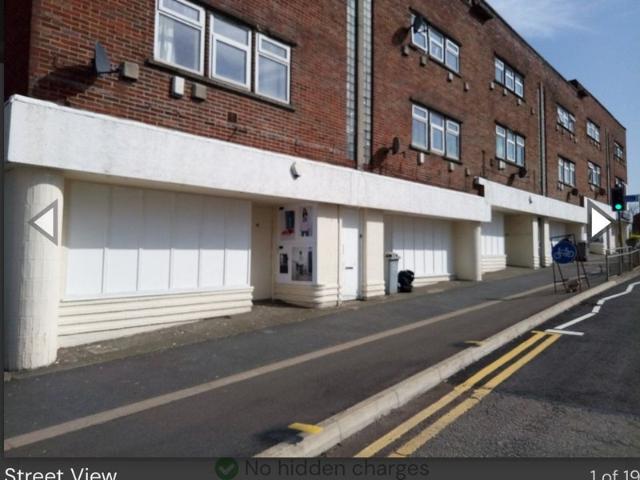 Apartment for rent in Gorse Hill, Trafford Park