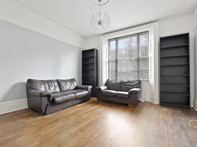 House for rent in Kilburn, Greater London