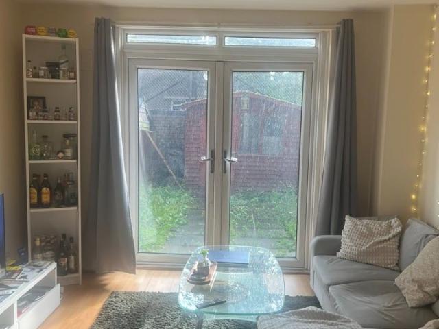 House for rent in Bromley-by-Bow, Bow