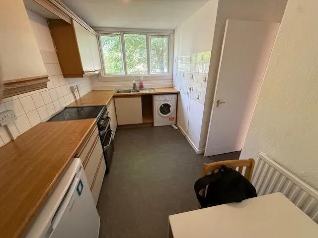 Room for rent in Noel Park, Greater London