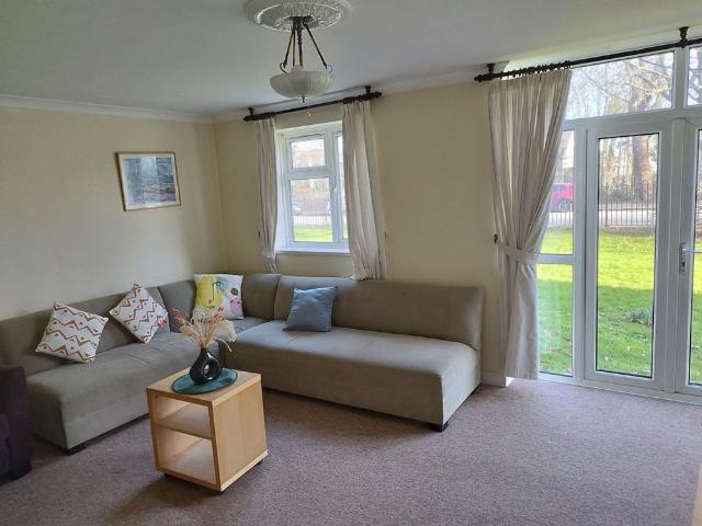 Apartment for rent in Earlsfield, Greater London