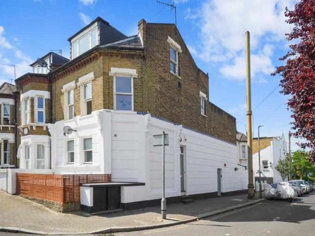 Maisonette for sale in London, Isle Of Man