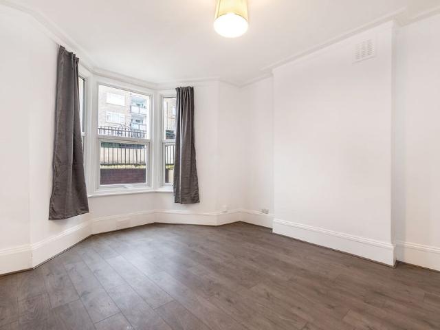 Apartment for rent in Brixton, Greater London