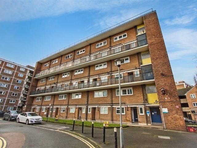 House for rent in London Borough of Southwark, Greater London