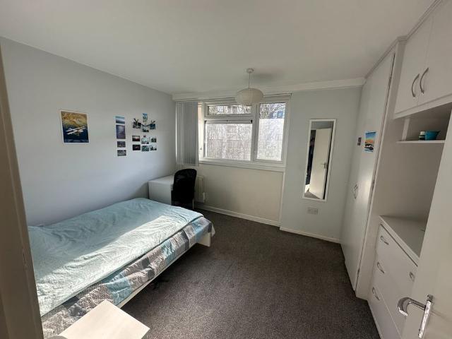 Apartment for rent in Kennington, Greater London