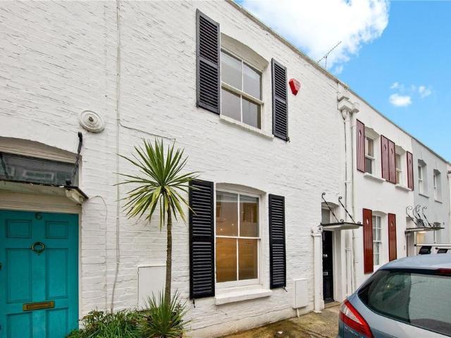 Townhouse for rent in Paddington, St. John's Wood