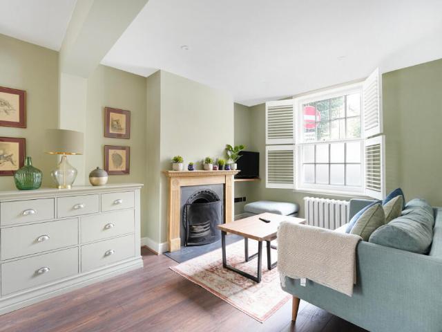 Terraced House for rent in Bermondsey