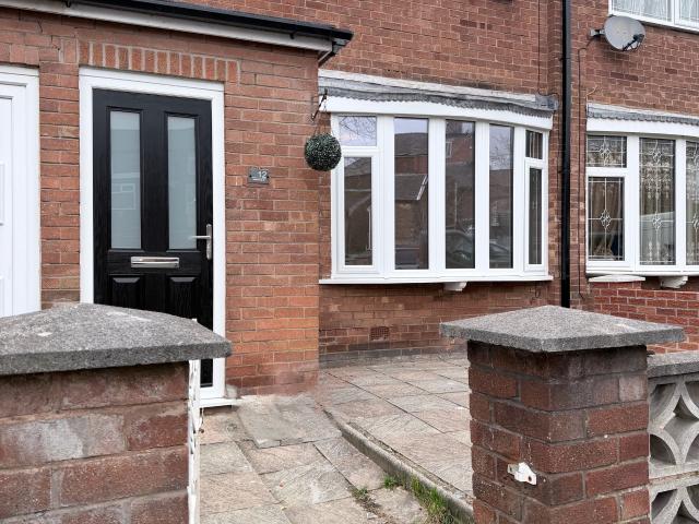 House for rent in Guide Bridge, Greenheys