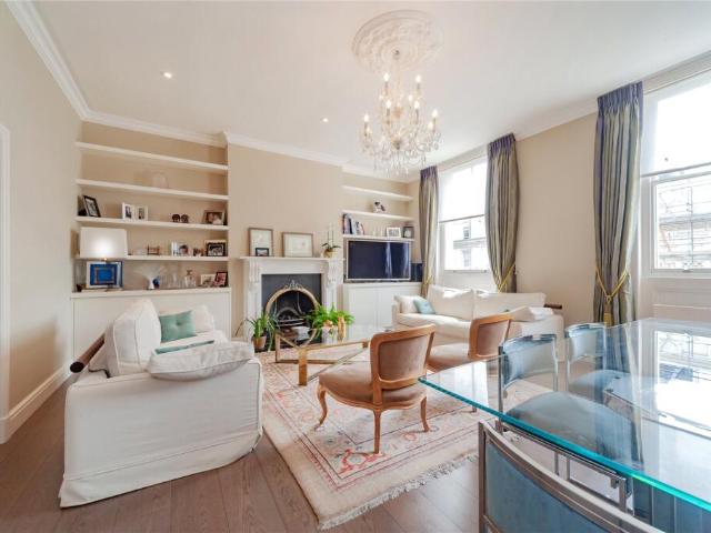 Terraced House for rent in Paddington, Maida Vale