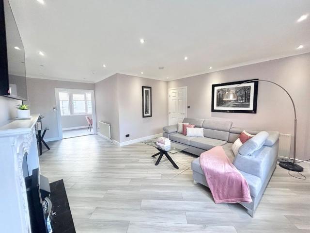 House for rent in City Centre, Ballindoch
