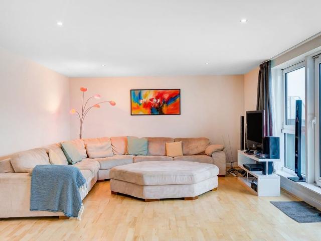 Apartment for rent in Clapham Junction, Greater London