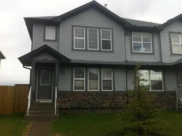 House for rent in Saddle Ridge, Calgary