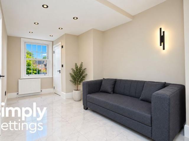 House for rent in Round Hill, Brighton & Hove