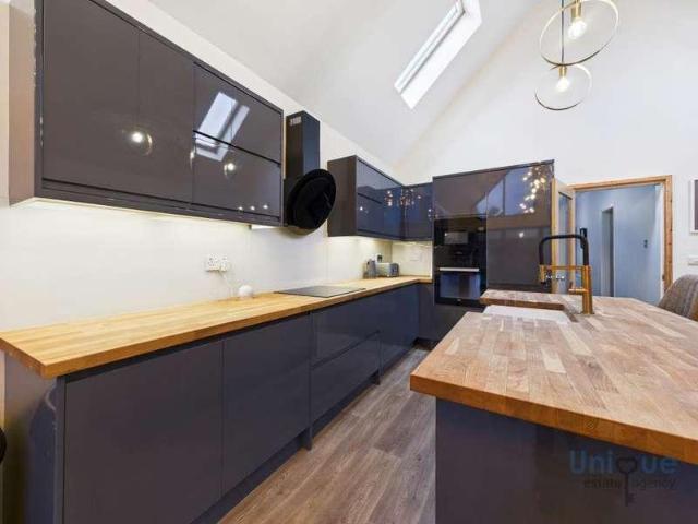 Property for sale in Carleton, Cabus
