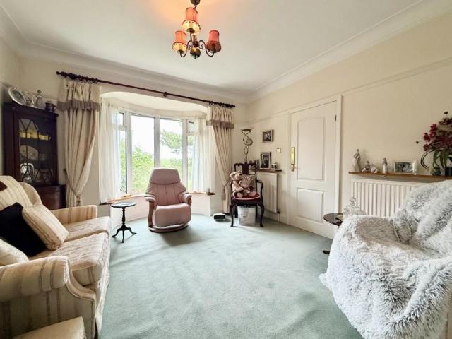 Property for sale in Linton, Collingham