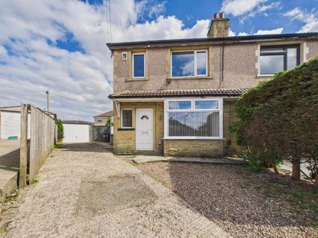 Property for sale in Wrose, West Yorkshire