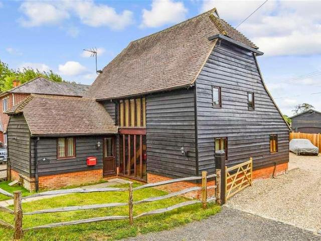 Property for sale in Midway, Kent
