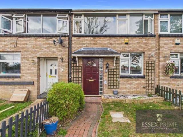 Property for sale in Lee Chapel, Essex