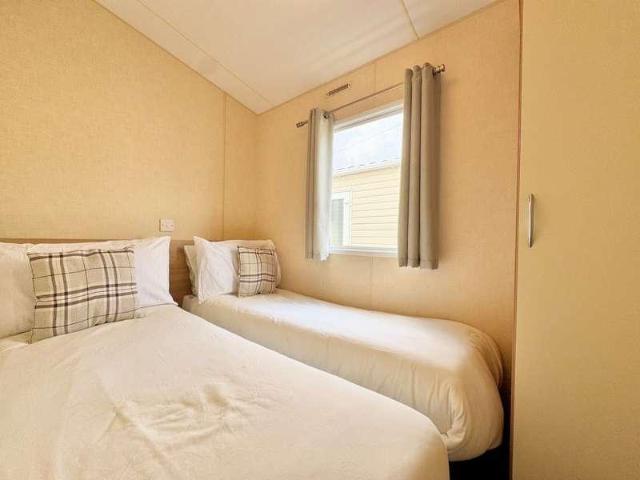 Property for sale in Dale Hill, Essex