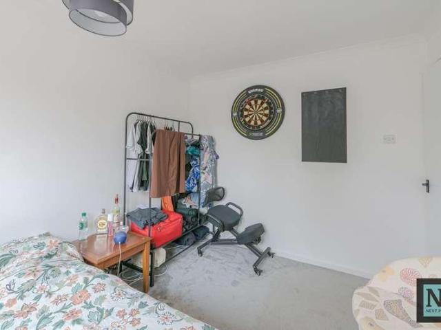 Property for sale in Leyfields, Kettlebrook