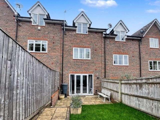 Property for sale in Totteridge, Cressex