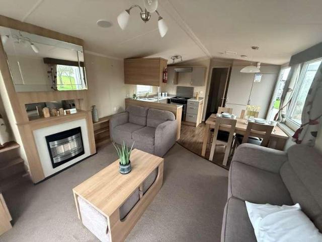 Property for sale in Upper Dovercourt, Dale Hill