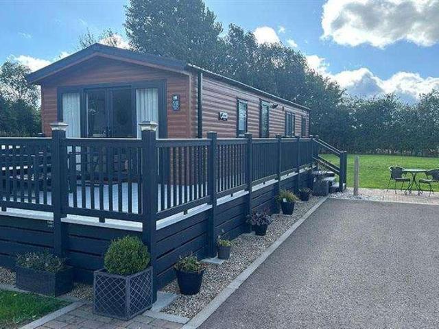 Property for sale in Hubbert's Bridge, Boston