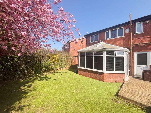 Property for sale in Daisy Hill, Westhoughton