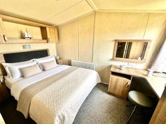 Property for sale in Dale Hill, Essex