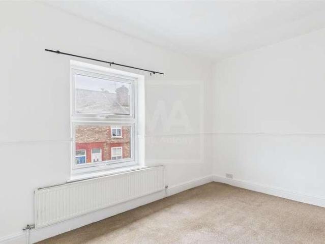 Property for sale in Wilderspool, Warrington